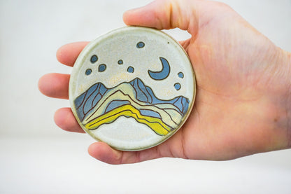 Mtn Stars ring dish in Bone