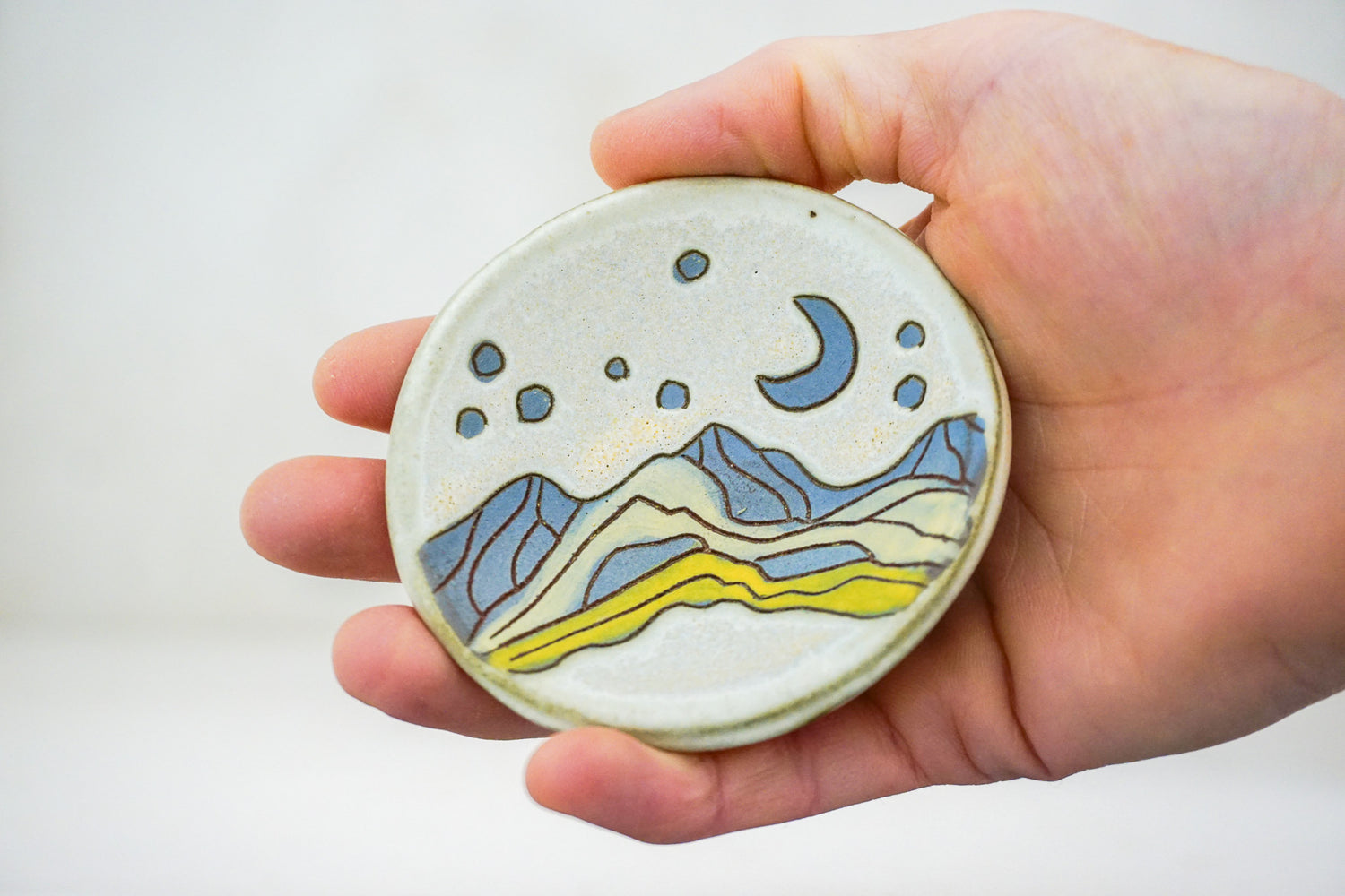 Mtn Stars ring dish in Bone