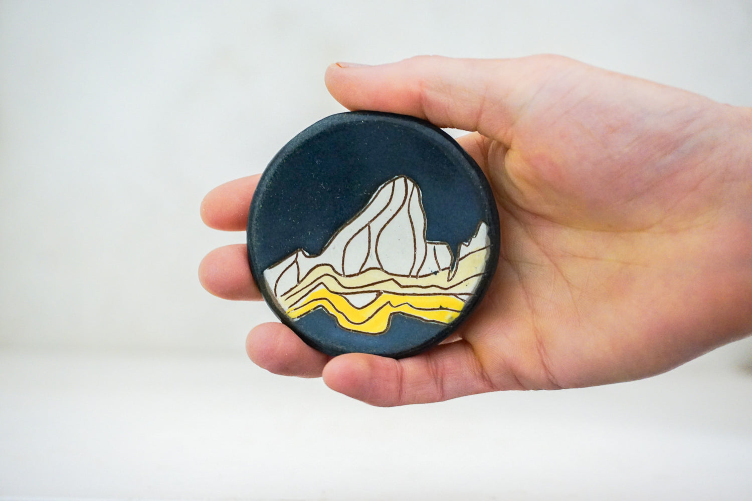 E Teton ring dish in Darby (smaller)
