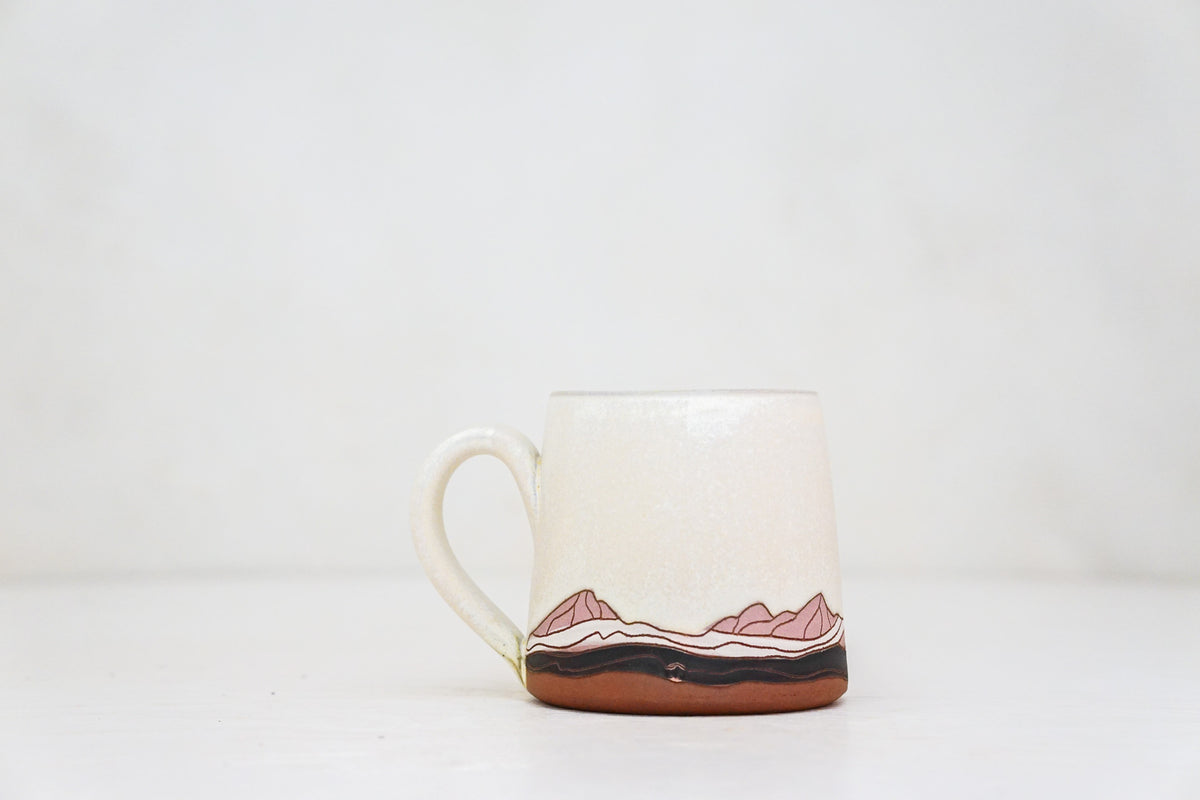 Mtn Bear BB mug in Bone