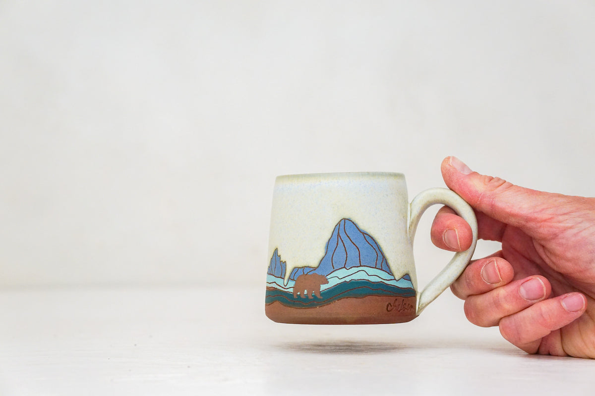 W Teton Bear BB mug in Bone