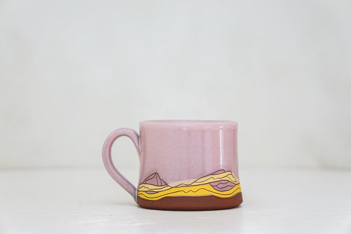 Mtn mug shortie in Pink