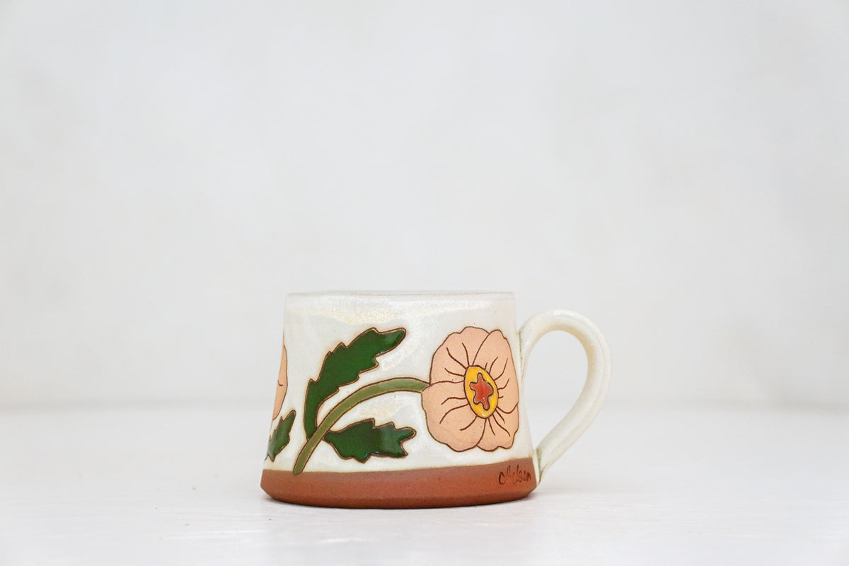 Poppy mug shortie in Bone