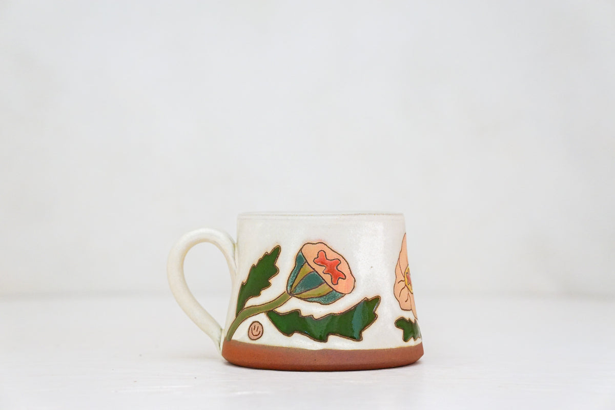 Poppy mug shortie in Bone