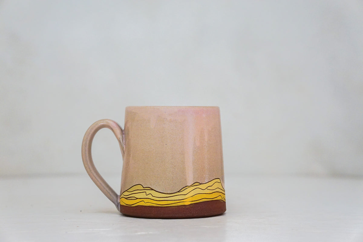 W Teton OG mug in Pink