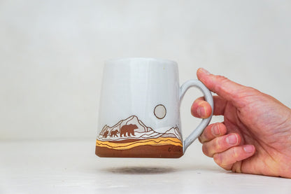 Mtn Bear OG mug in White