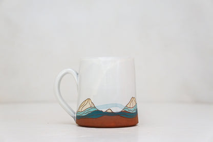 W Teton OG mug in White