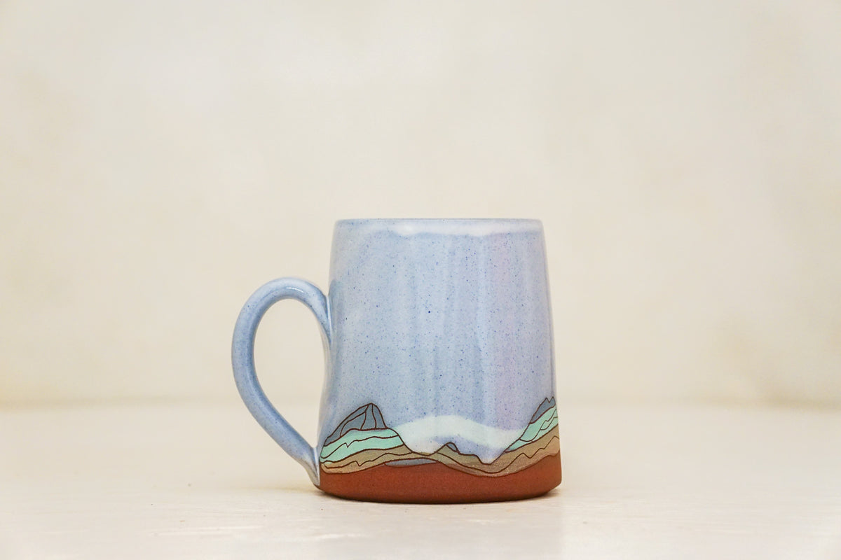 W Teton Moon OG mug in White