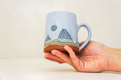 W Teton Moon OG mug in White
