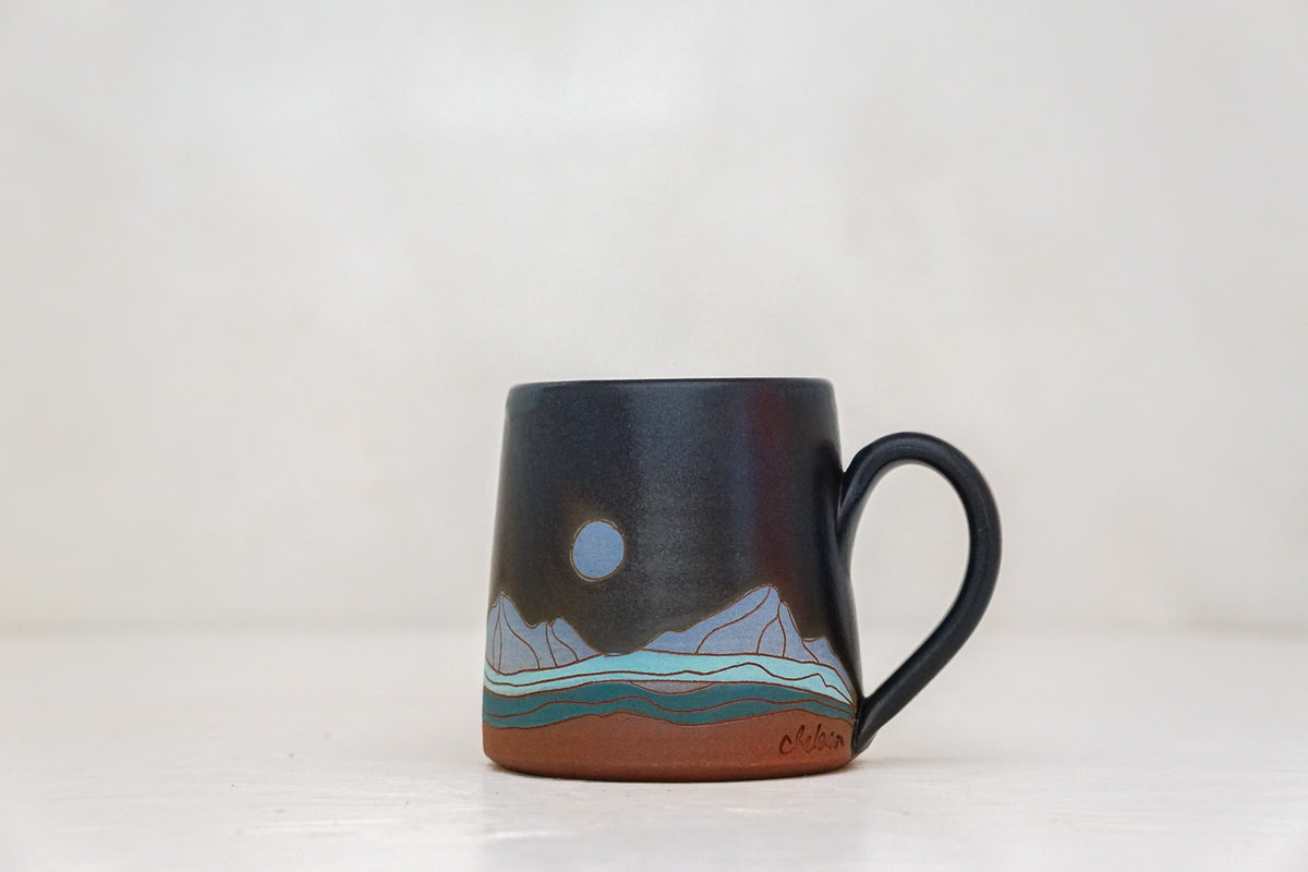 Mtn mug in Darby