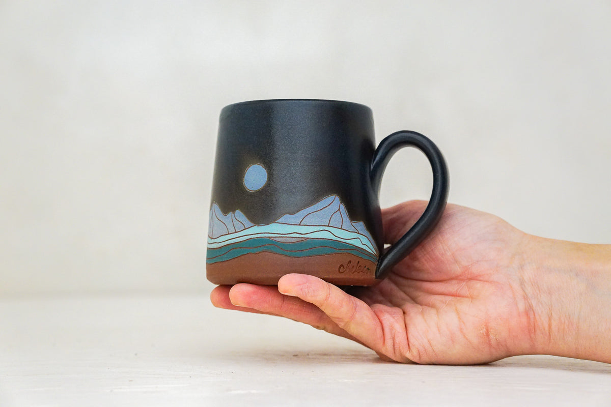 Mtn mug in Darby