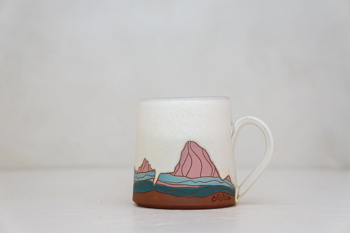 W Teton Pink OG mug In Bone