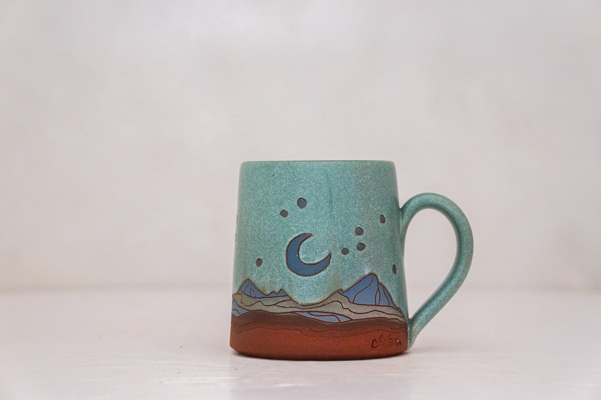 Mtn Stars OG mug In Lake