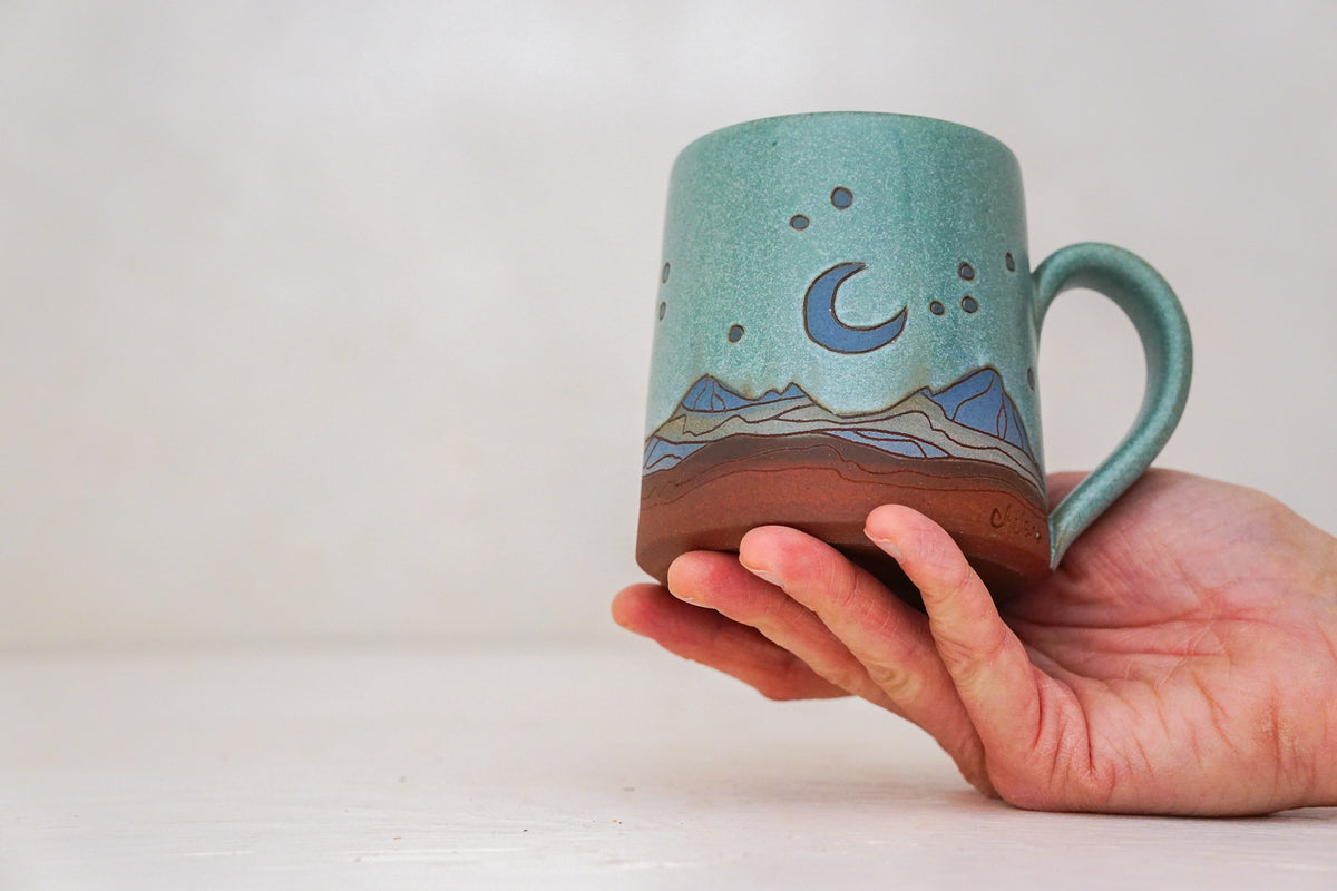 Mtn Stars OG mug In Lake