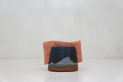 Mountain Sponge Holder in Darby