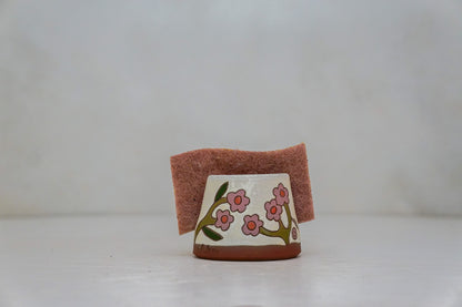 Lil Pink Flower Sponge Holder in Bone