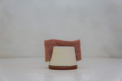 Lil Pink Flower Sponge Holder in Bone