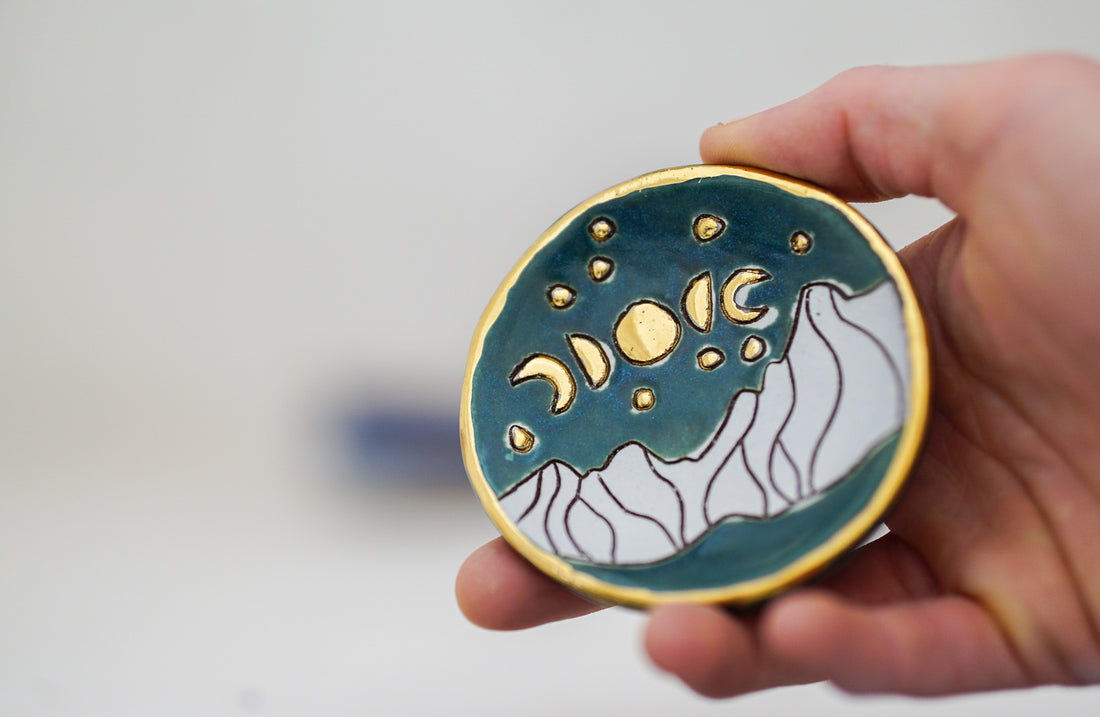 GOLD Moonphasre ring dish