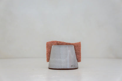 Sponge Holder in White