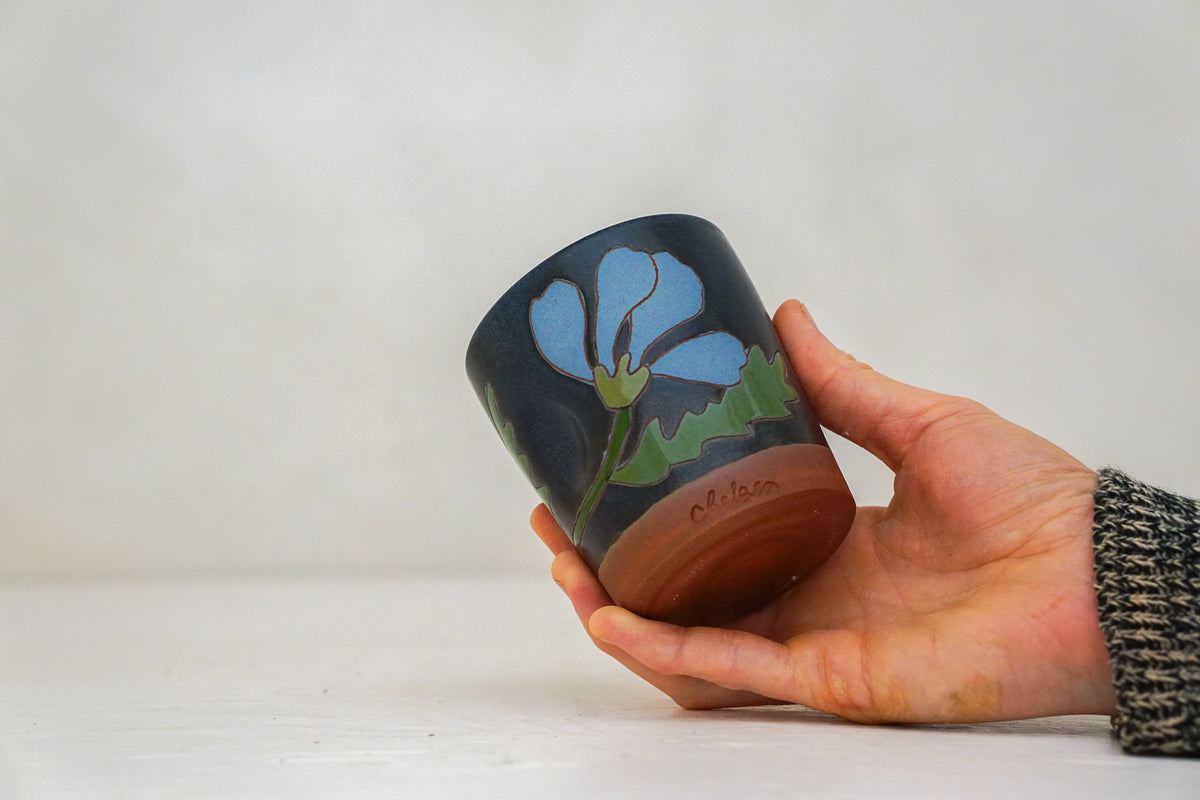 Dancing Flower cup In Darby