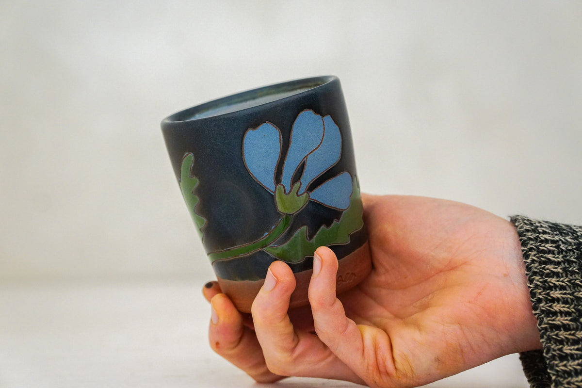 Dancing Flower cup In Darby