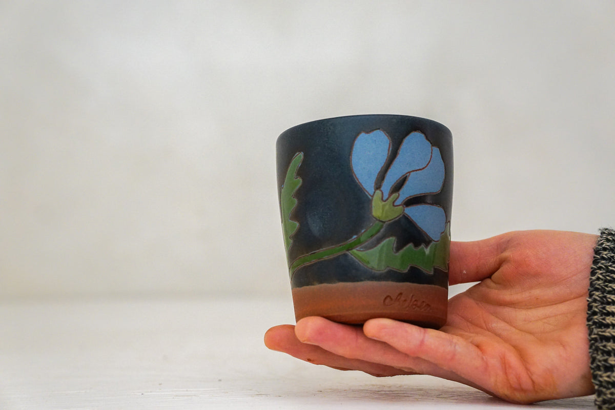 Dancing Flower cup In Darby