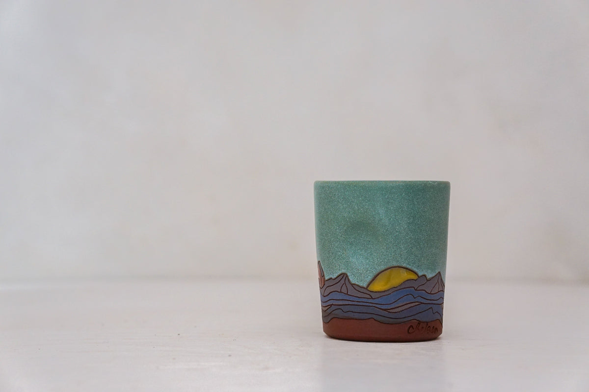 Yellow Sunrise Mountain cup In Lake