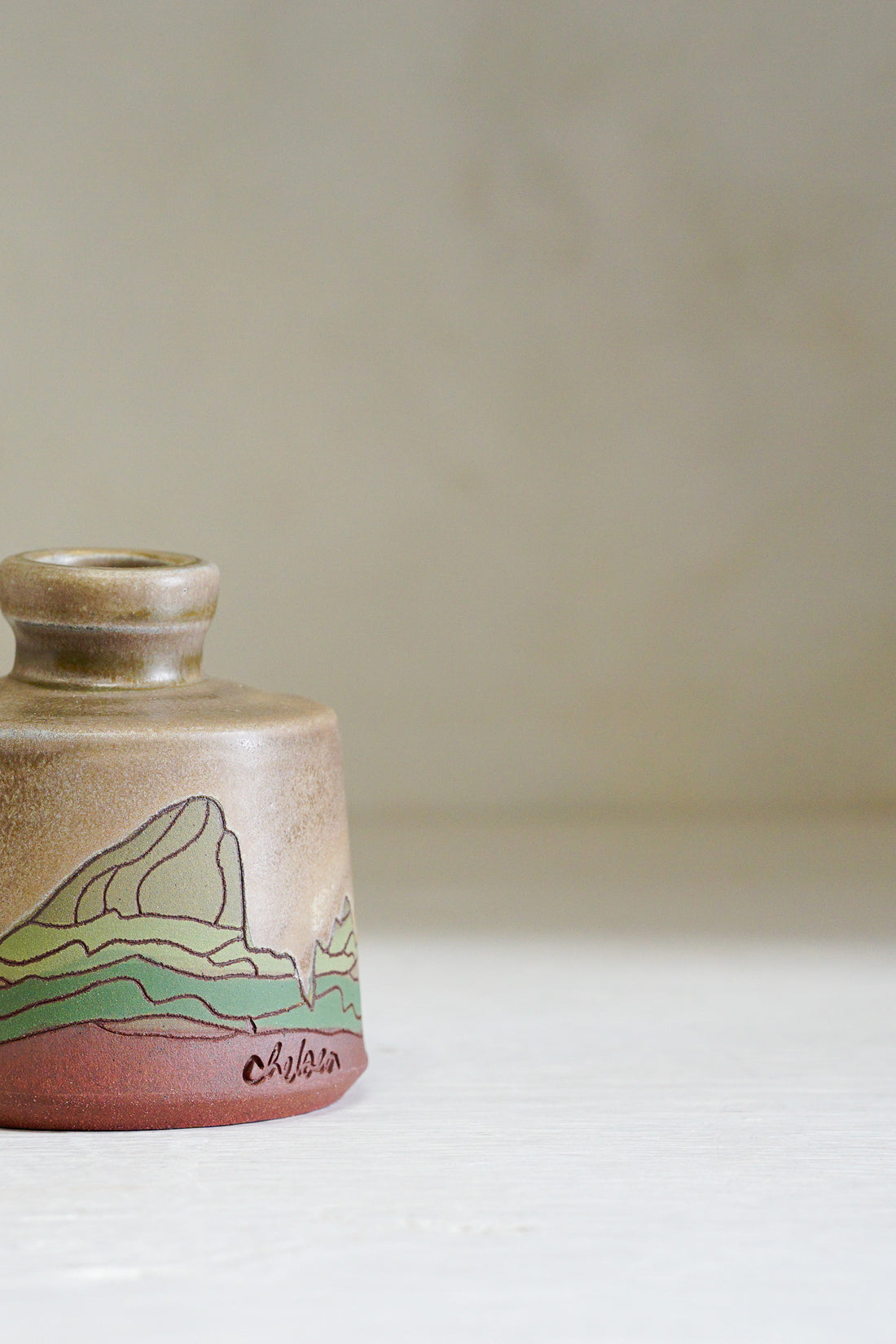 E Teton Bud Vase in Sequoia