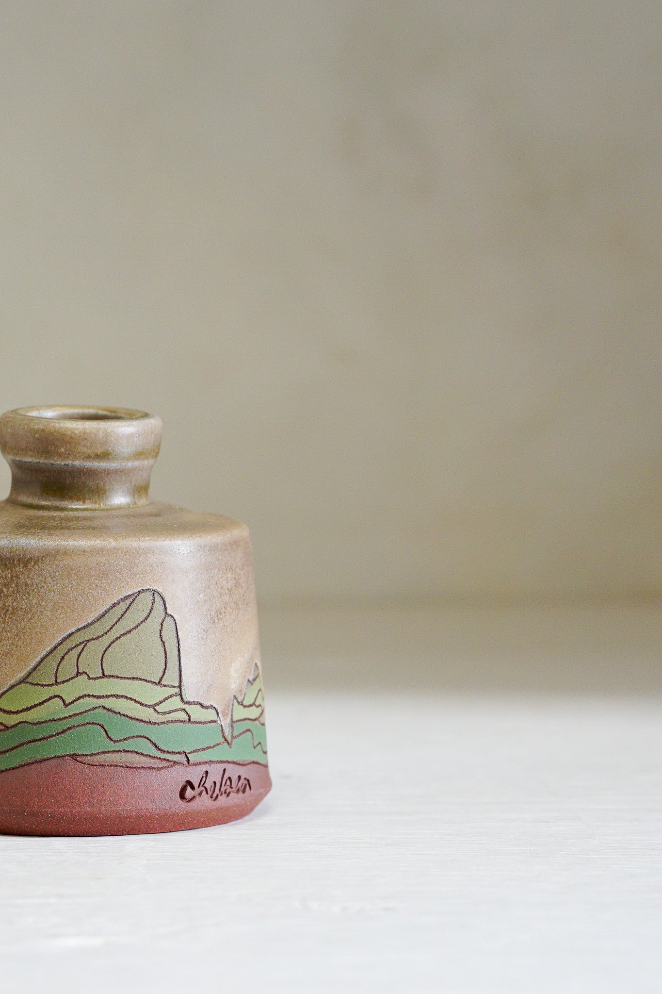 E Teton Bud Vase in Sequoia