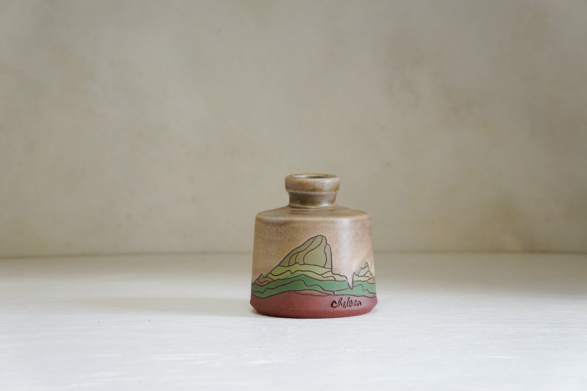 E Teton Bud Vase in Sequoia