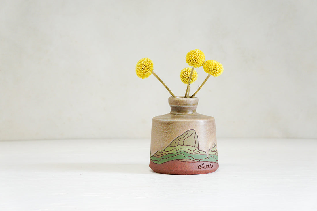 E Teton Bud Vase in Sequoia