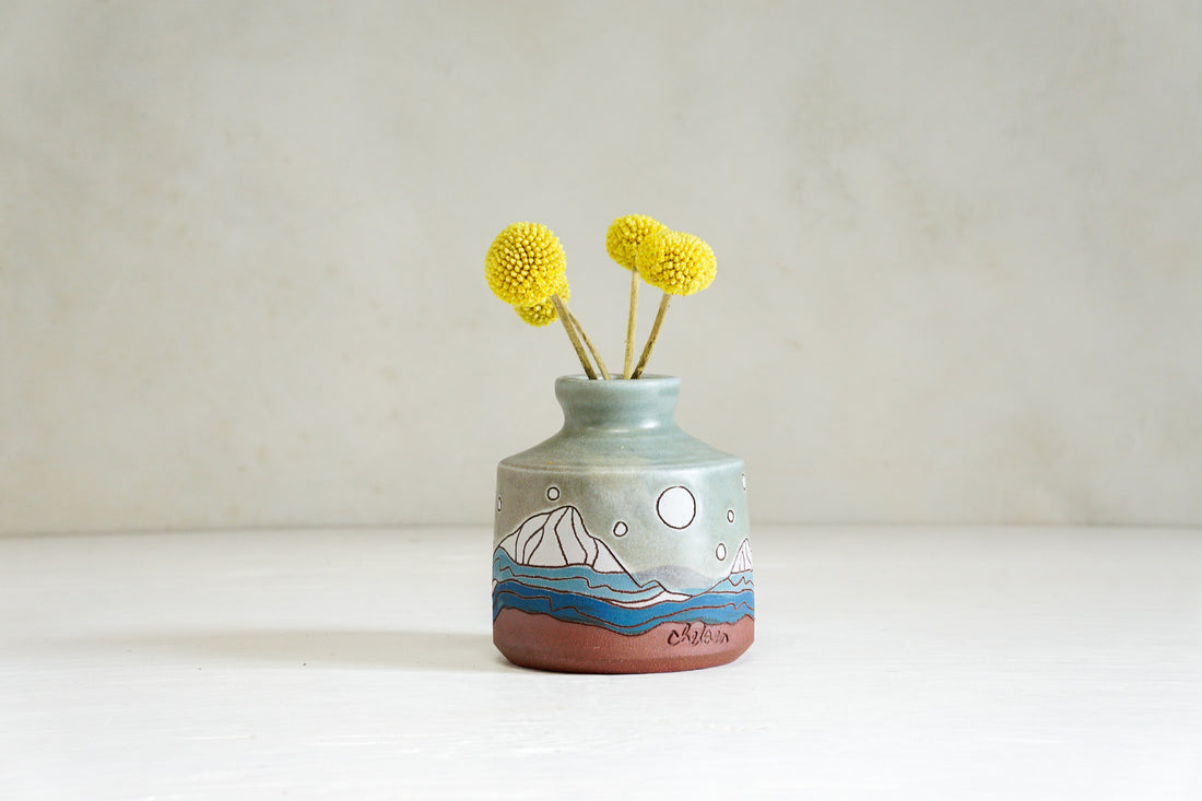 Mtn Moon Bud Vase in Stone