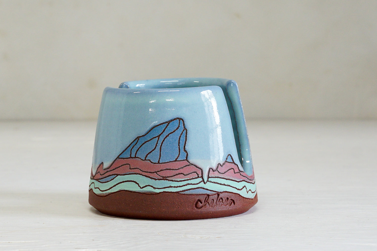E teton Sponge Holder in Ira (on blue slip)