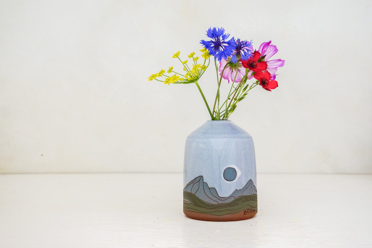 Mountain Moon Flower Vase in White