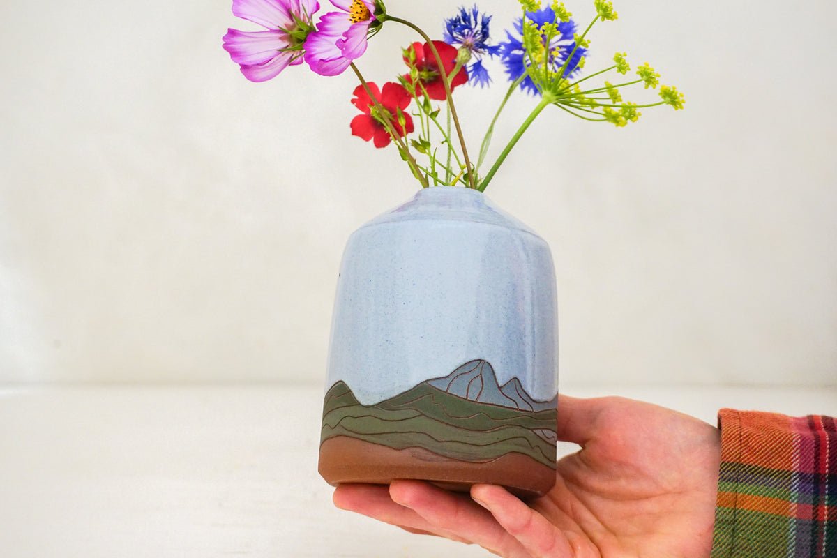 Mountain Moon Flower Vase in White