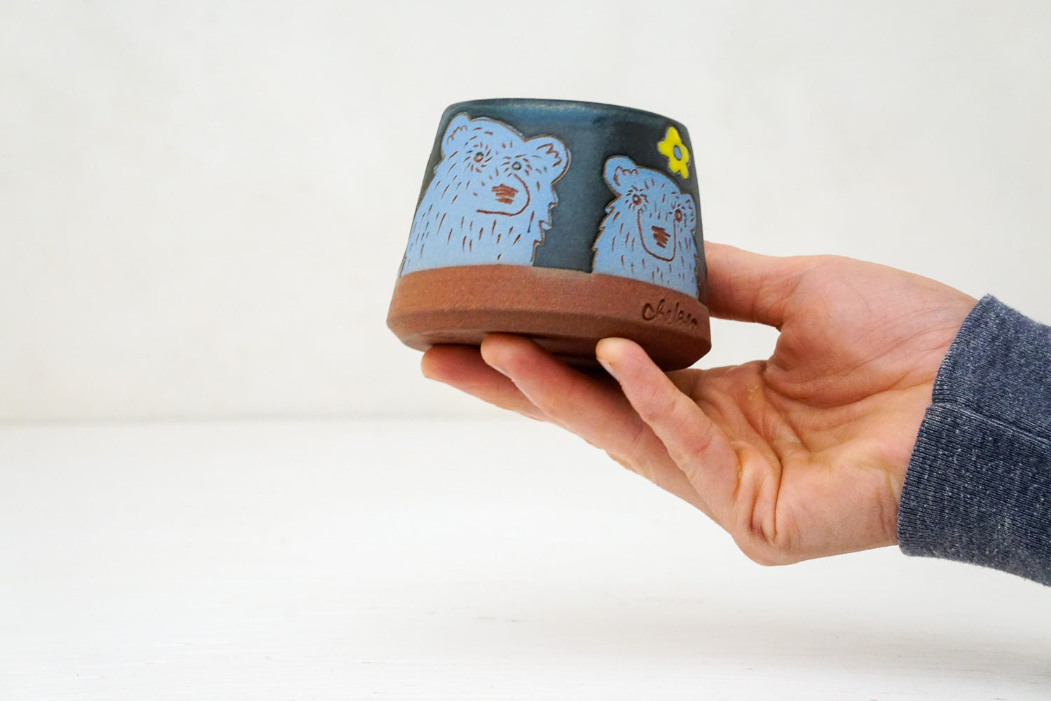 Blue Bear Sponge holder in Darby