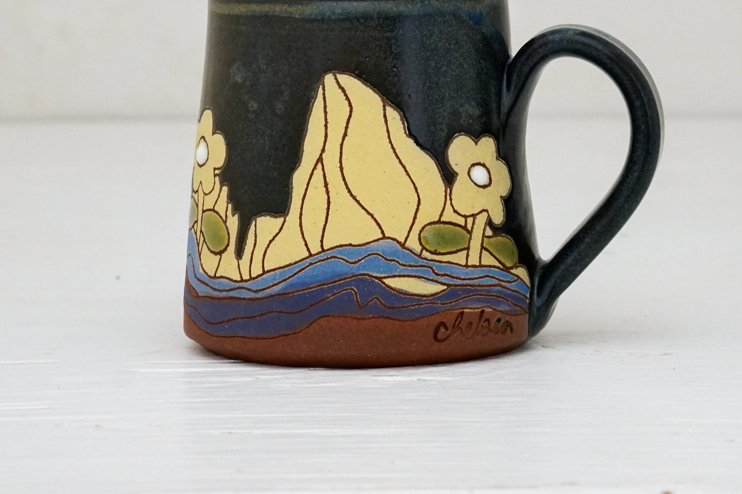 E Teton Flower Mini Mug in Darby