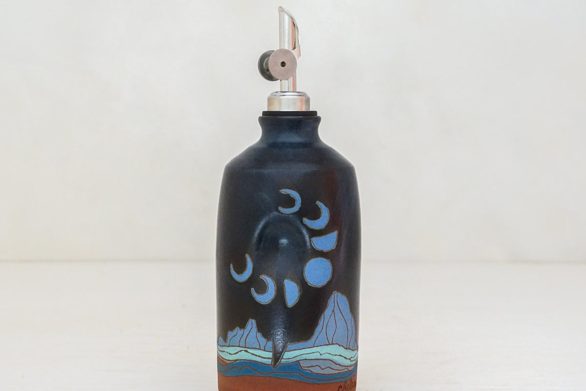 Moon Phase W Teton Olive oil Bottle in Darby