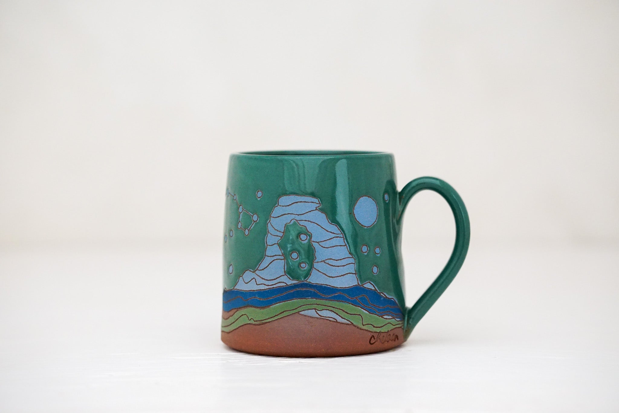 Arches Moon Tall mug in Kali Forest