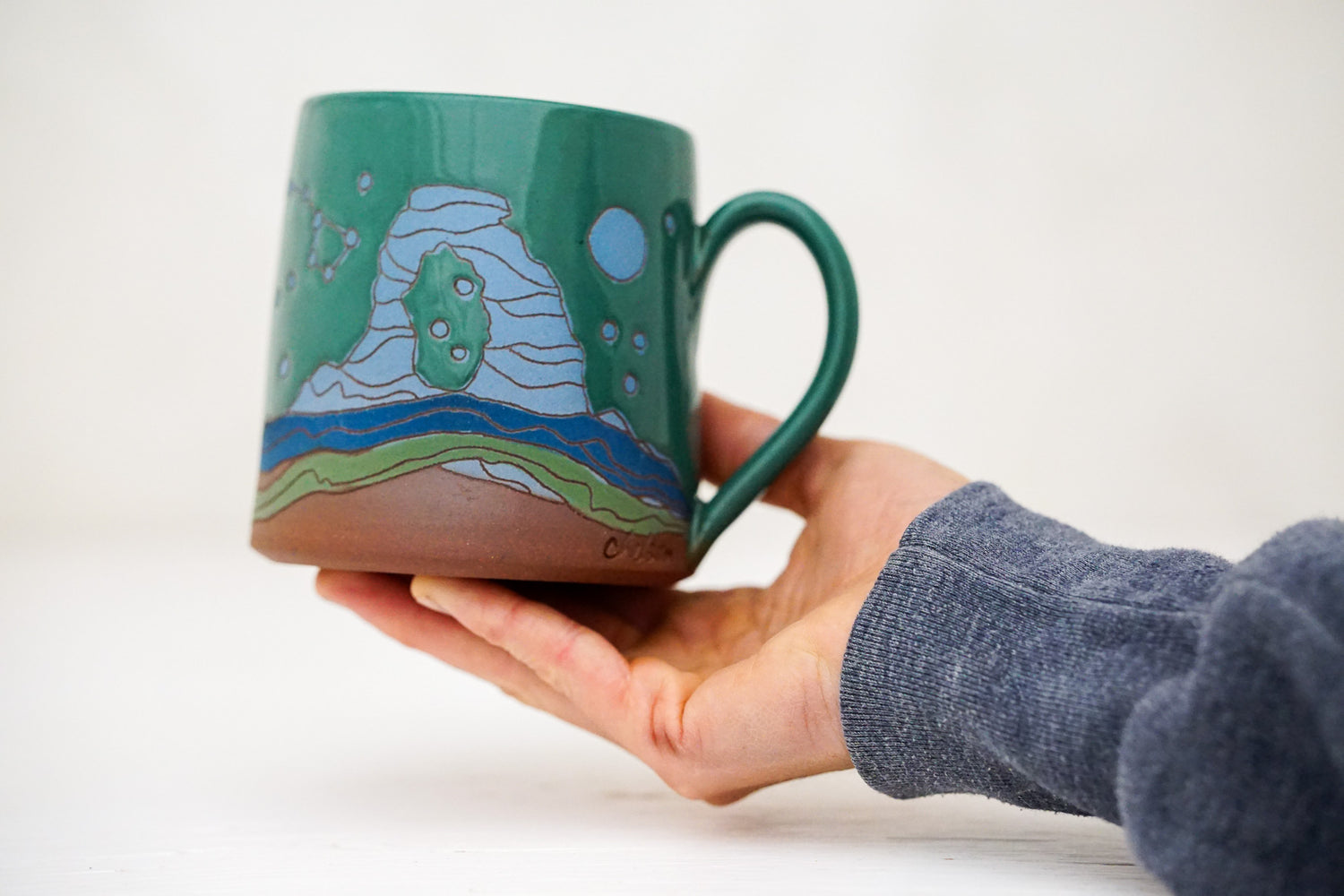 Arches Moon Tall mug in Kali Forest