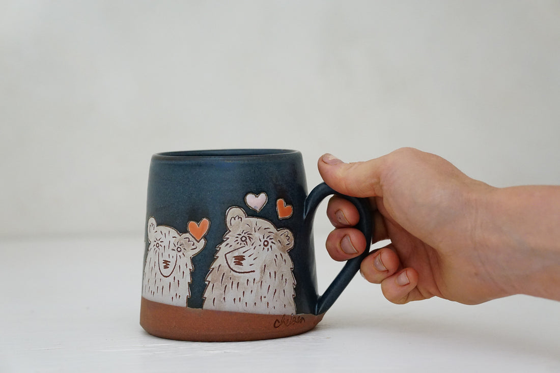 Bear hearts mug in Darby