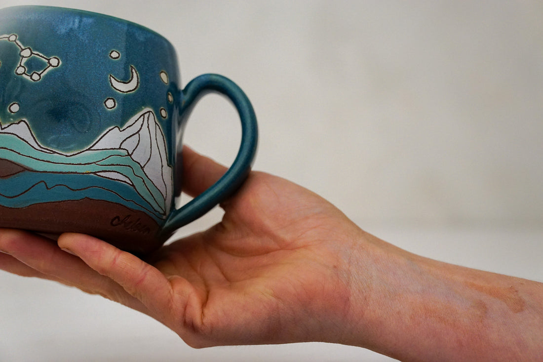 Mtn Dipper Plump mug in Huckleberry