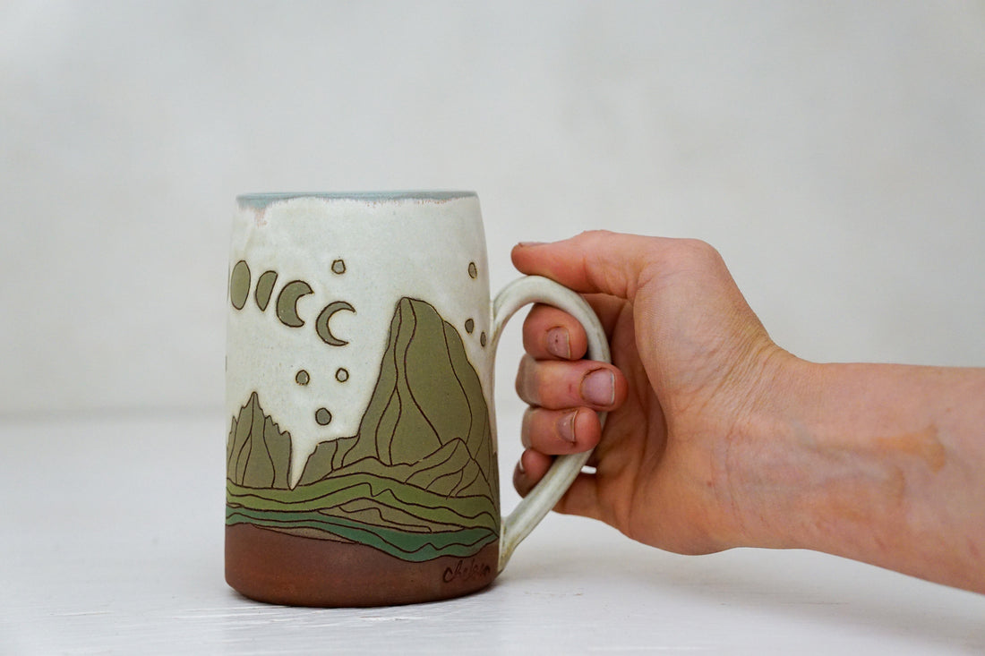 W Teton Moonphase mug in Limestone