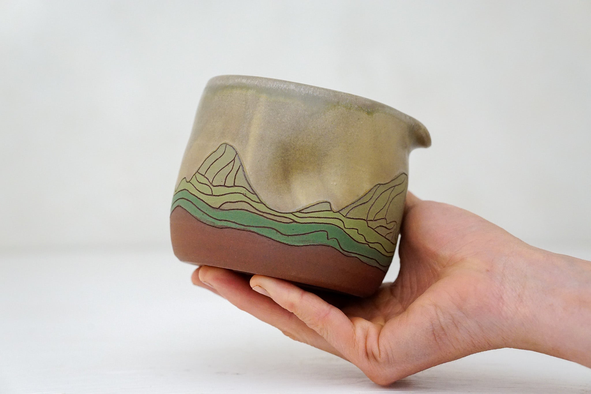 E Teton Match/ Pitcher Bowl in Sequoia