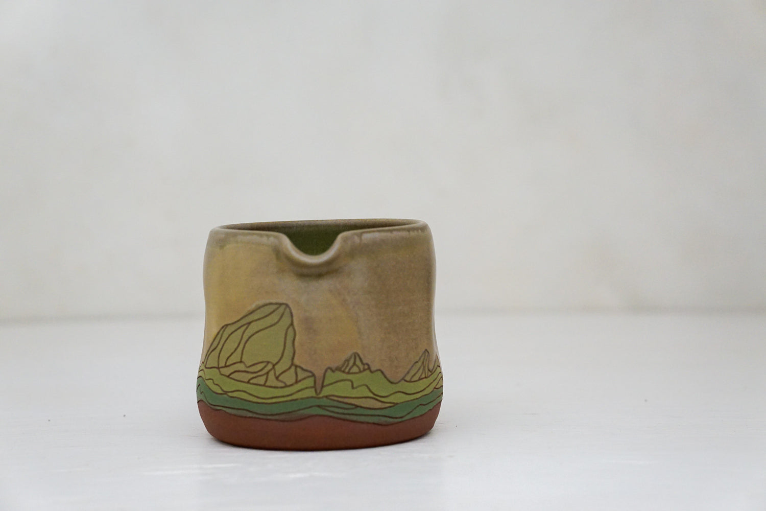 E Teton Match/ Pitcher Bowl in Sequoia