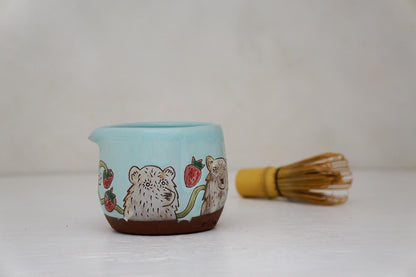 Bear Strawberry Match / Pitcher Bowl in Ira