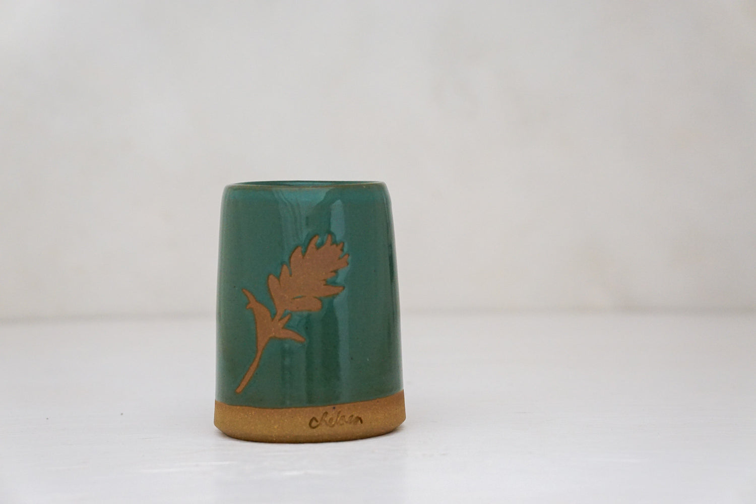 Brown clay Indian Paintbrush Cup in Kali