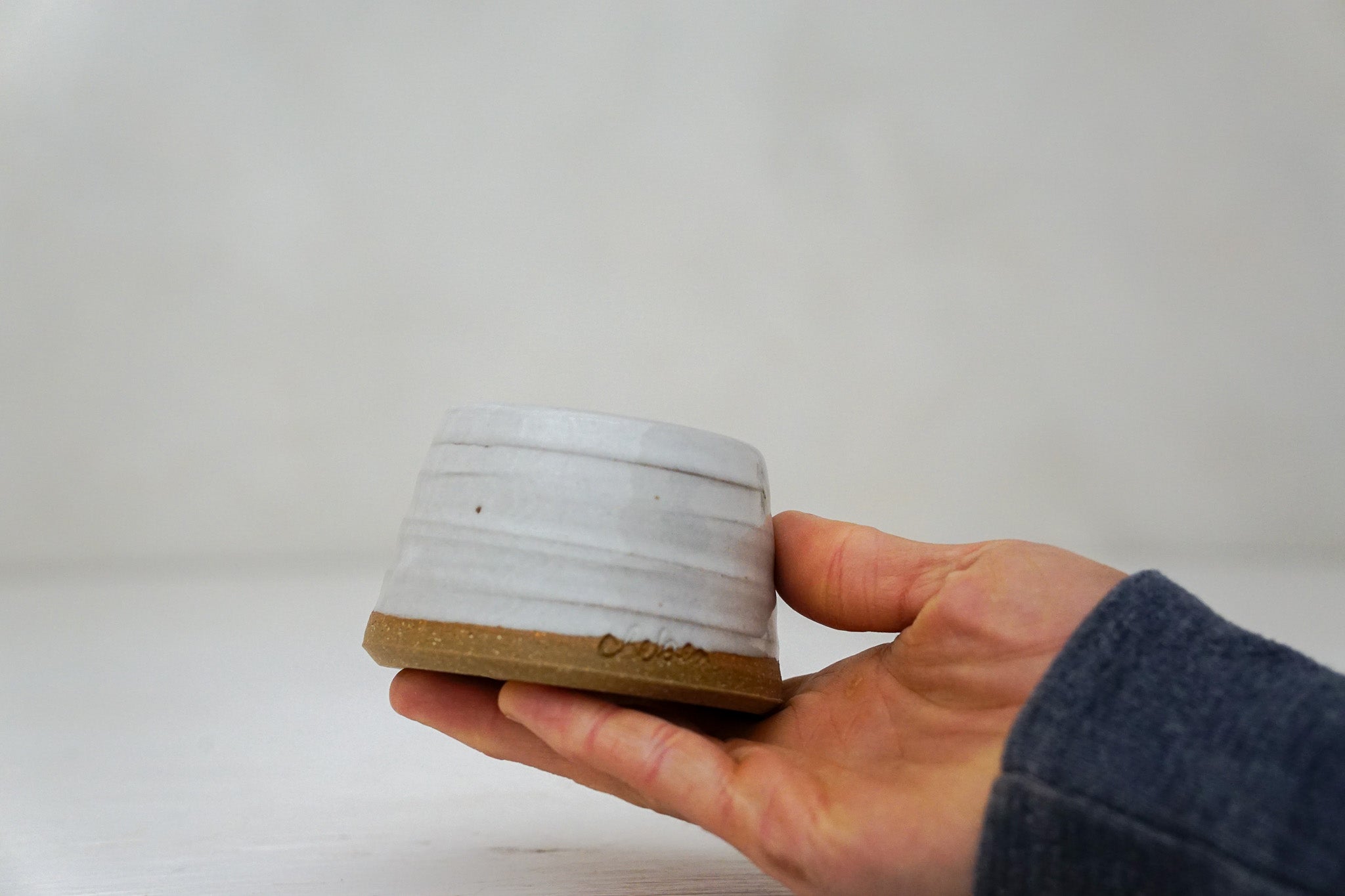 Cup / Dish in White