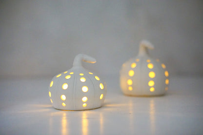 Pumpkin Luminary in Milk