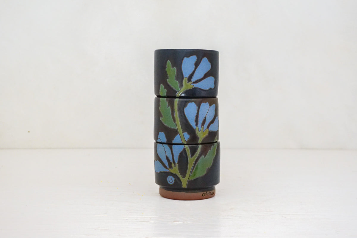 Dancing flowers blue Stacker cups in Darby